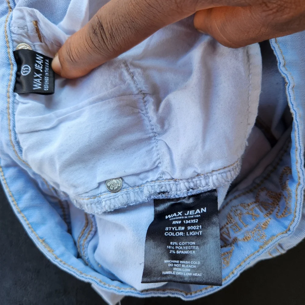 Jeans - Picture 1 of 6